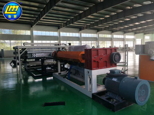 煙臺魯蒙新產(chǎn)品 防水卷材與電纜填充繩設(shè)備安裝進(jìn)展